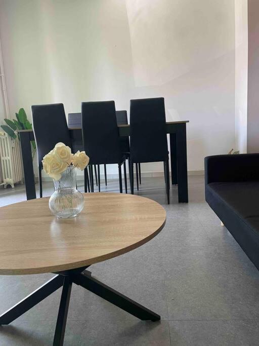Grand Appartement Marseille Gare St Charles 3 Pieces Exterior foto